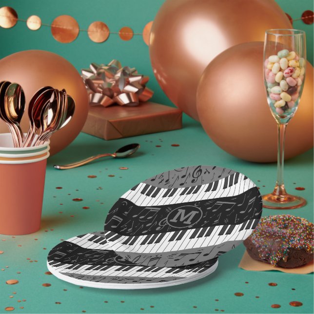 Monogrammed curve piano keys and musical notes paper plate (Multi)