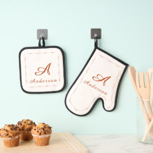 Monogrammed Family Name  Oven Mitt & Pot Holder Set