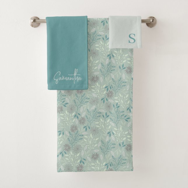 Monogrammed Floral Towel Set (Insitu)