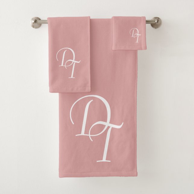 Monogrammed -  pastel pink bath towel set (Insitu)