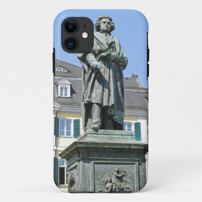 Monument of Ludwig van Beethoven in Bonn Case-Mate iPhone Case (Back)