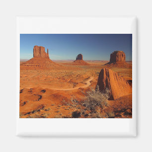 Monument Valley Magnet