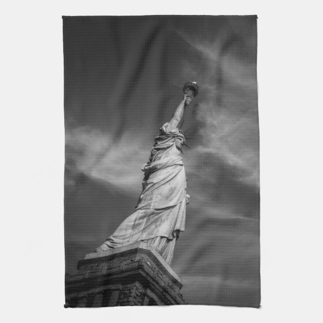 Monuments | Statue of Liberty Manhattan NYC Tea Towel (Vertical)
