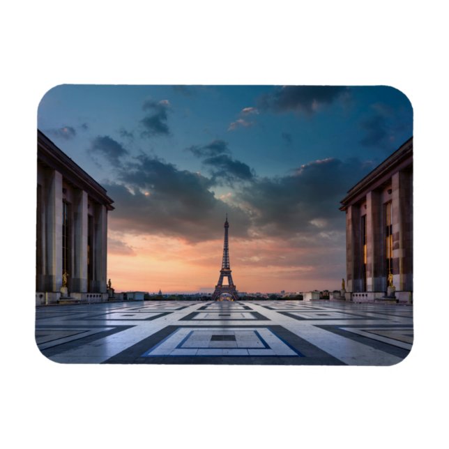 Monuments | The Eiffel Tower Magnet (Horizontal)