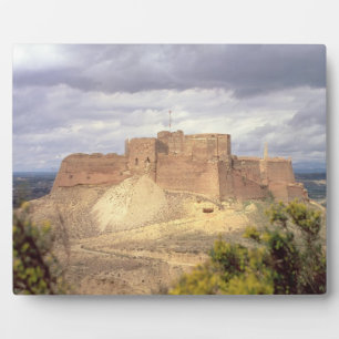 Monzon Castle, where King James spent his infancy, Plaque