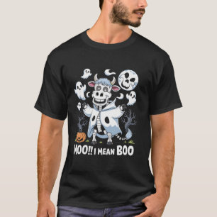 Moo I mean Boo Funny Scary Skeleton Cow in Ghosts T-Shirt