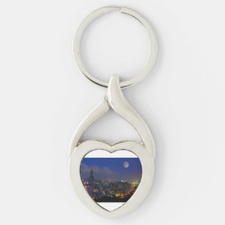 Moon Over the City – Elegant Night Keychain