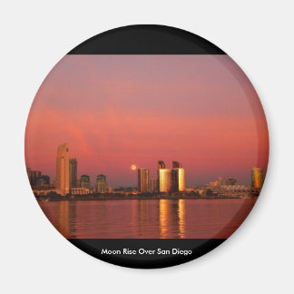 Moon Rise Over San Diego Magnet