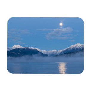 Moon Setting   Seabeck, Washington Magnet