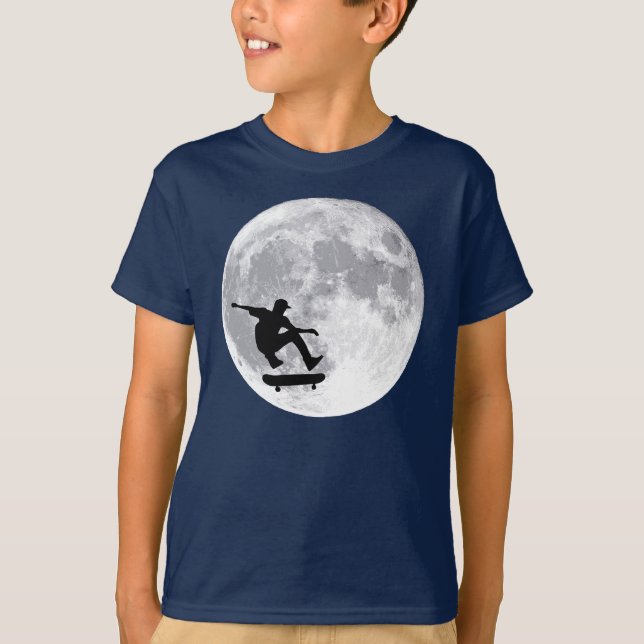 Moon skateboarding T-Shirt (Front)