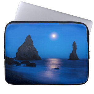 Moonrise Reflection Iceland, Reynisdrangur Laptop Sleeve