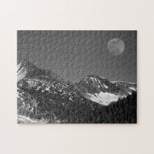 Moonrise, Sierra-Nevada, Glacier Point Vista Jigsaw Puzzle