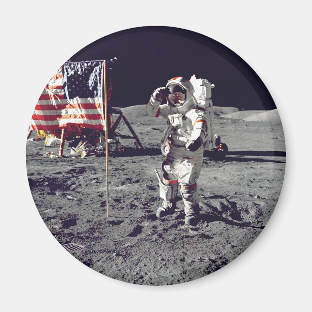 Moonwalk Apollo 17 Magnet (Front)