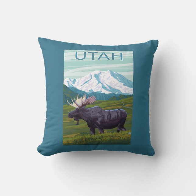 Moose with MountainUtah Cushion (Front)