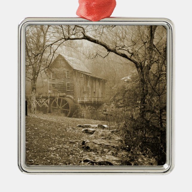 Morning Mist Metal Tree Decoration (Front)