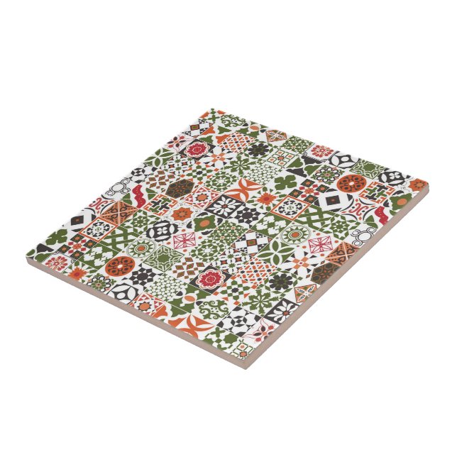 Moroccan tile - green,black,red (Side)