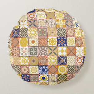 Moroccan tile-Yellow and blue Round Cushion
