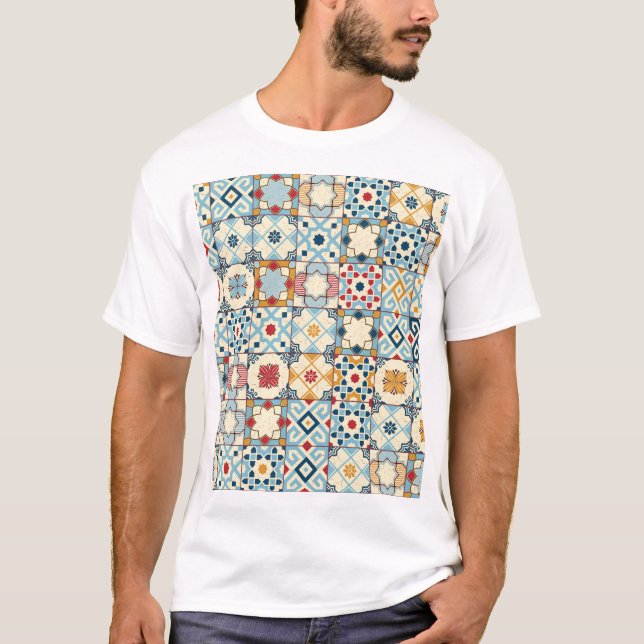 Moroccan tiles, colourful seamless pattern. T-Shirt (Front)