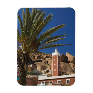 MOROCCO, Anti Atlas, TAFRAOUTE Area: ADAI, Red Magnet