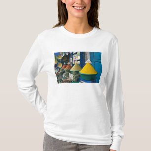 MOROCCO, Atlantic Coast, ESSAOUIRA: Spice Market T-Shirt