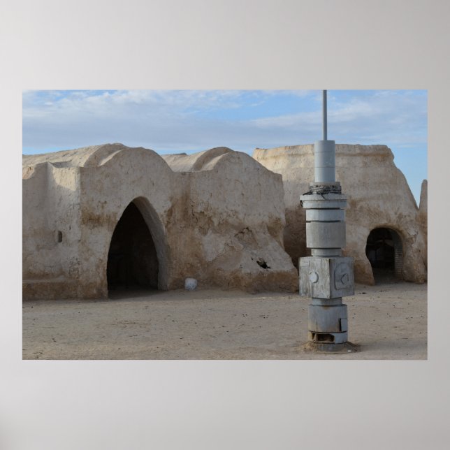 Mos Espa on planet Tatooine  Poster (Front)