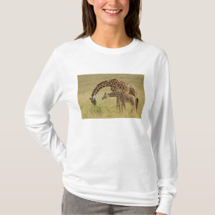 Mother and baby Masai Giraffe, Giraffa T-Shirt