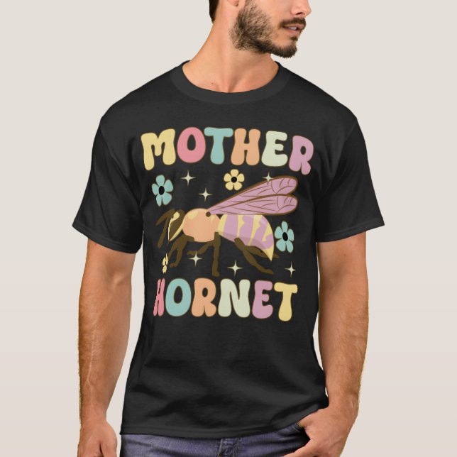 Mother Hornet Groovy Beekeeper Mum Beekeeping Hive T-Shirt (Front)