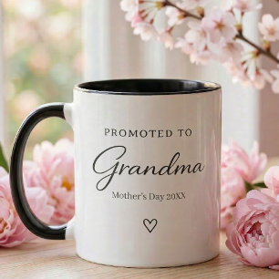 Mother’s Day Pregnancy Reveal Gift for Grandma Mug