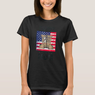 Mother Veterans Day My Favourite Veteran Is My Mum T-Shirt