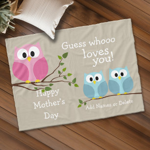 Mothers Day with Cute Owls - Whooo loves you Fleece Blanket