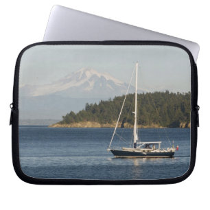Mount Baker dominates landscape Laptop Sleeve
