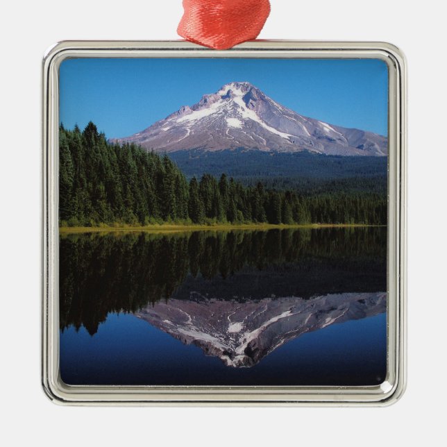 Mount Hood Reflected in Lake Metal Tree Decoration (Front)
