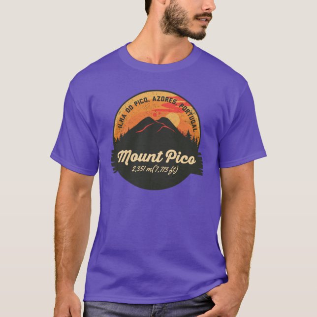 Mount Pico volcano Ilha do Pico Azores Portugal fr T-Shirt (Front)