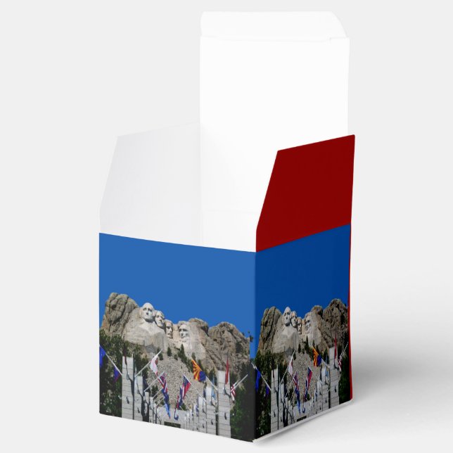 Mount Rushmore Customisable Photo Souvenir Favour Box (Opened)