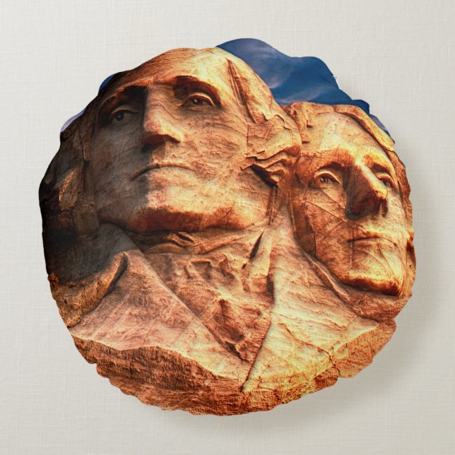 Mount Rushmore South Dakota Round Cushion (Back)