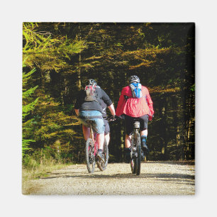 MOUNTAIN BIKING MAGNET