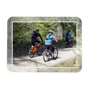 MOUNTAIN BIKING MAGNET