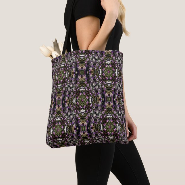 Mountain flowers..... tote bag (Close Up)