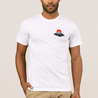 Mountain graphic t-shirt, perfect for nature lover T-Shirt