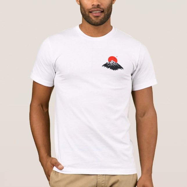 Mountain graphic t-shirt, perfect for nature lover T-Shirt (Front)