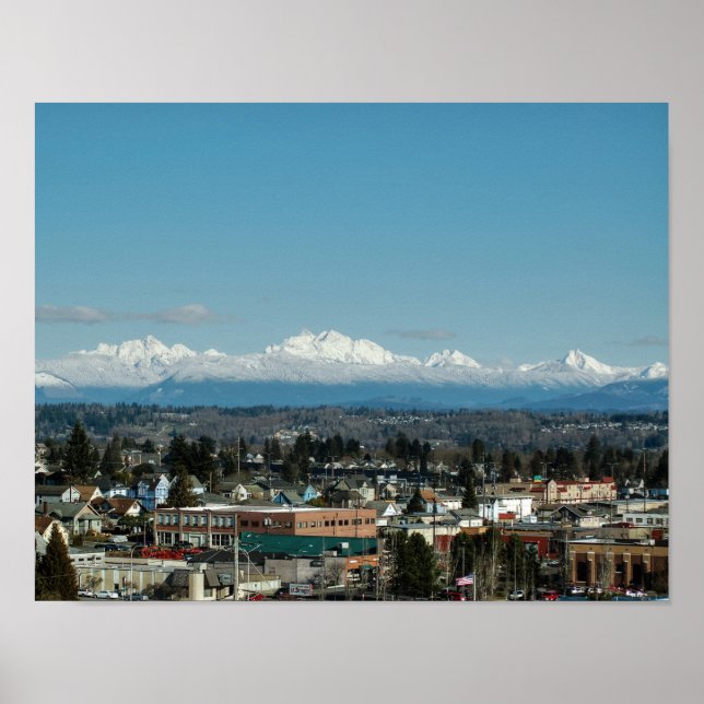 Mountain Range view from Everett, WA Poster (Front)