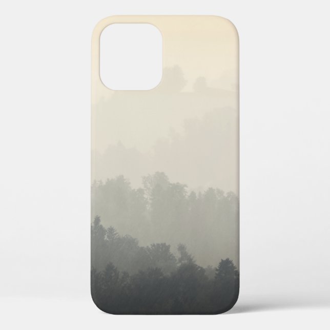 MOUNTAIN SURROUNDED BY TREES Case-Mate iPhone CASE (Back)