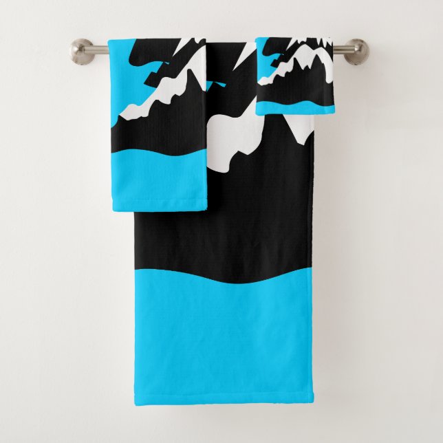 Mountainous ranges with flowing river mouth  bath towel set (Insitu)