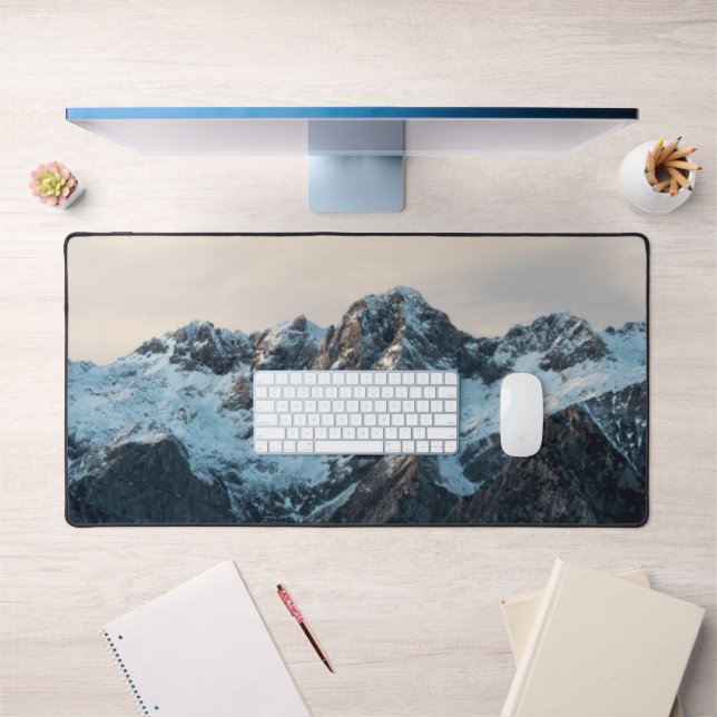 Mountains and fog desk mat (Office 1)