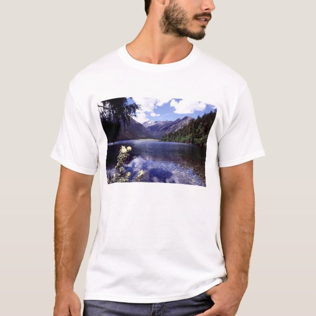 Moutains T-Shirt (Front)
