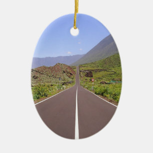 Move straight to goal and success ceramic tree decoration