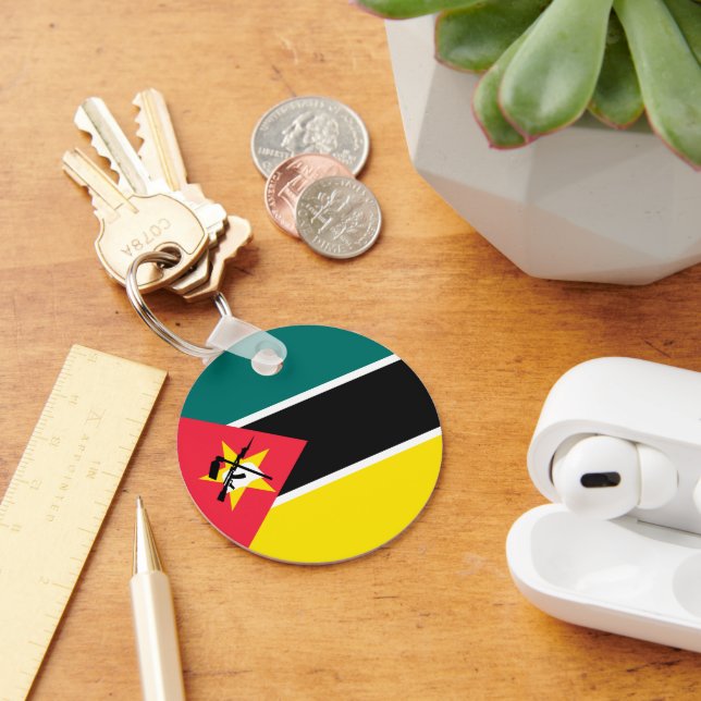 Mozambique flag key ring (Desk)
