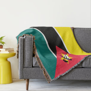 Mozambique flag throw blanket