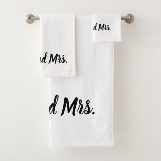 Mr. and Mrs. Bath Towel Set (Insitu)