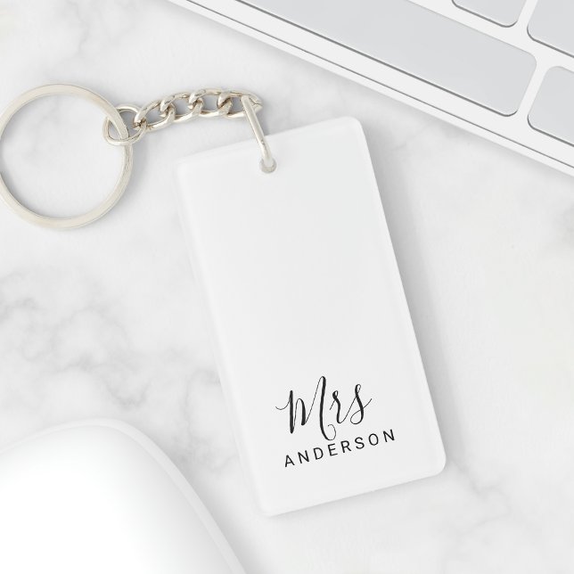 Mr and Mrs | Black and White Modern Script Wedding Key Ring (Creator Uploaded)